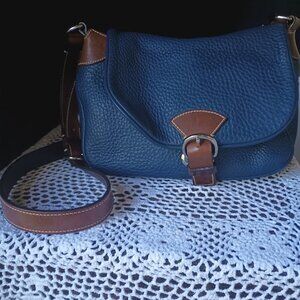 I still love great purses but am no longer a collector! Need to minimize!